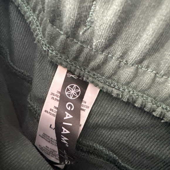 GAIAM Namaste Jogger Sweatpants Men’s Size L Pine Grove Green Athletic NWT - Picture 6 of 8